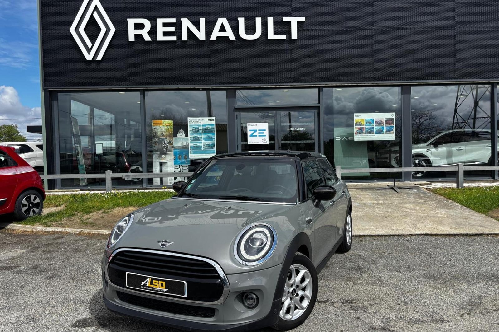 image 3440162 2 image 3440162 2 - Renault Portet